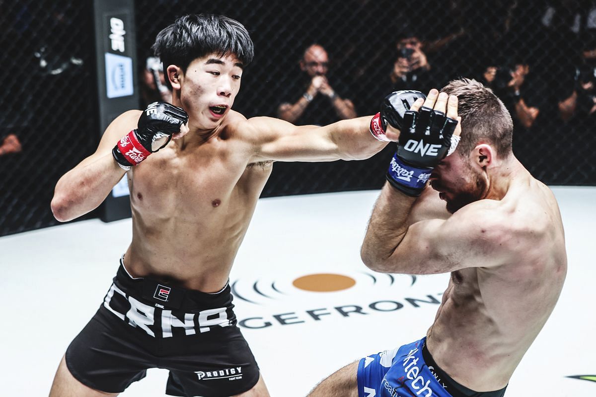 Adrian Lee (L) vs Antonio Mammarella (R) | Image by ONE Championship