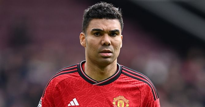 "Casemiro is still a good player" – Arsenal legend urges Manchester United midfielder to move to Premier League rivals