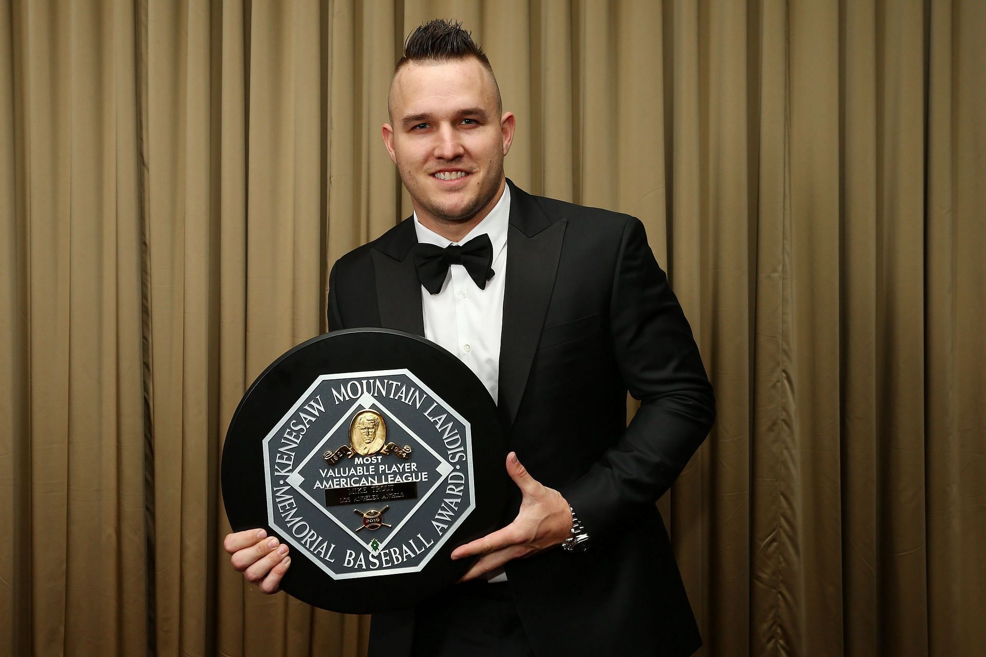 Mike Trout received his third AL MVP award in 2019 (Image Courtesy: GETTY)