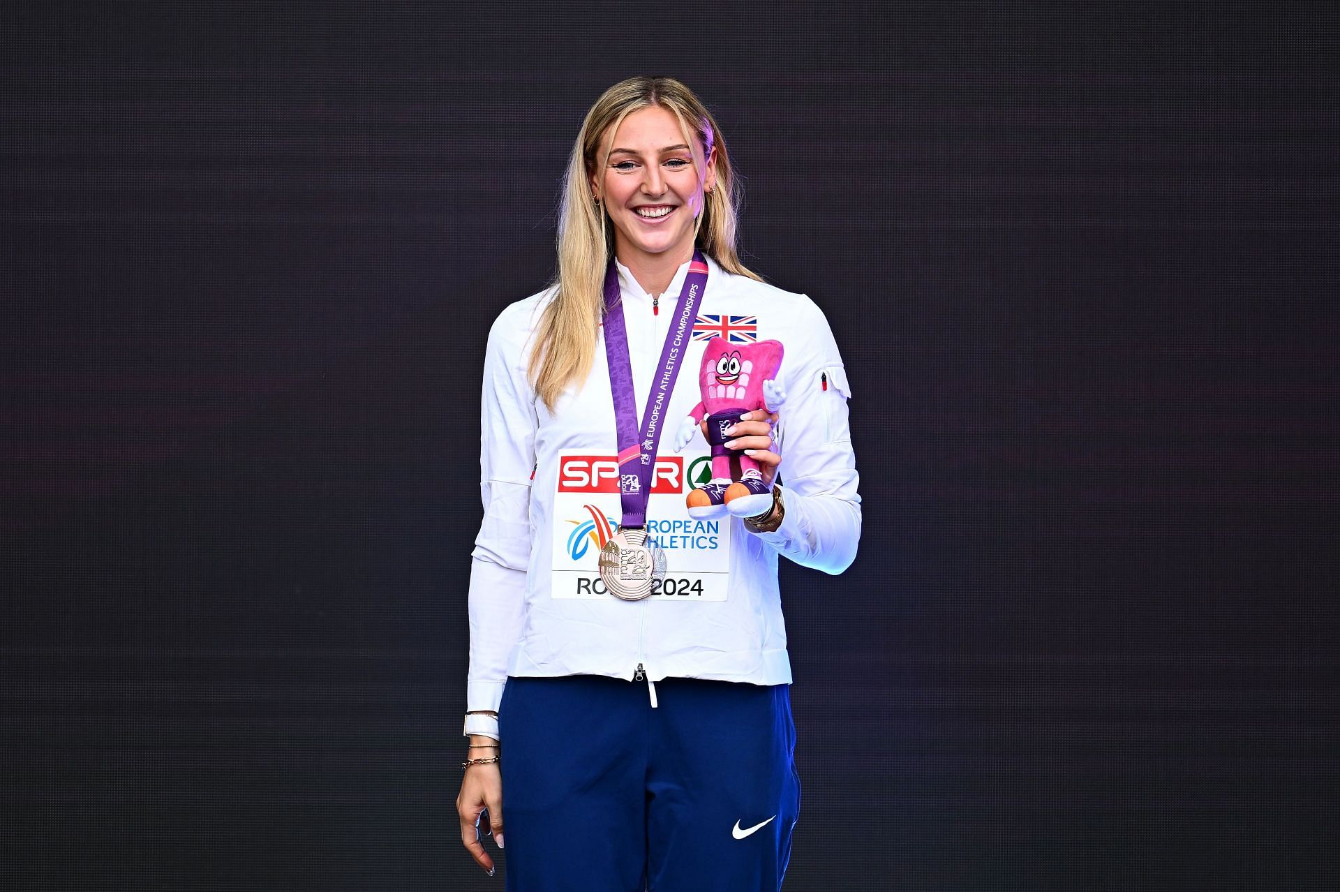 Molly Caudery during the medal ceremony for the Women&#039;s Pole Vault Final at the 26th European Athletics Championships - Rome 2024. (Photo by Mattia Ozbot/Getty Images for European Athletics)