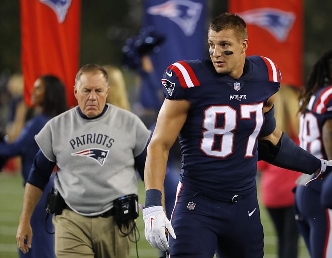 Rob Gronkowski's joke about Bill Belichick's alleged 24-year-old date goes viral