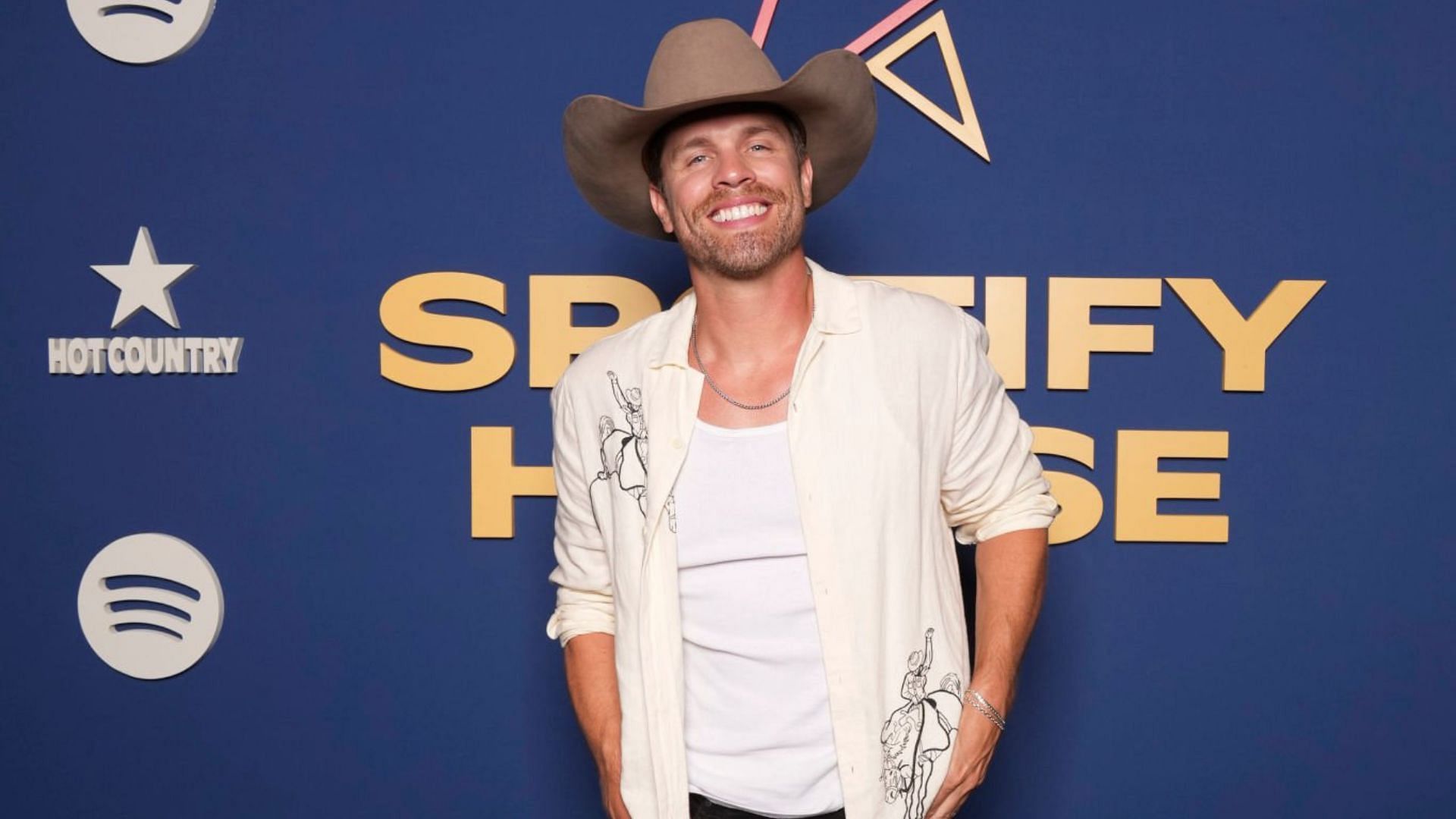 Dustin Lynch (Photo by Ed Rode/Getty Images for Spotify)