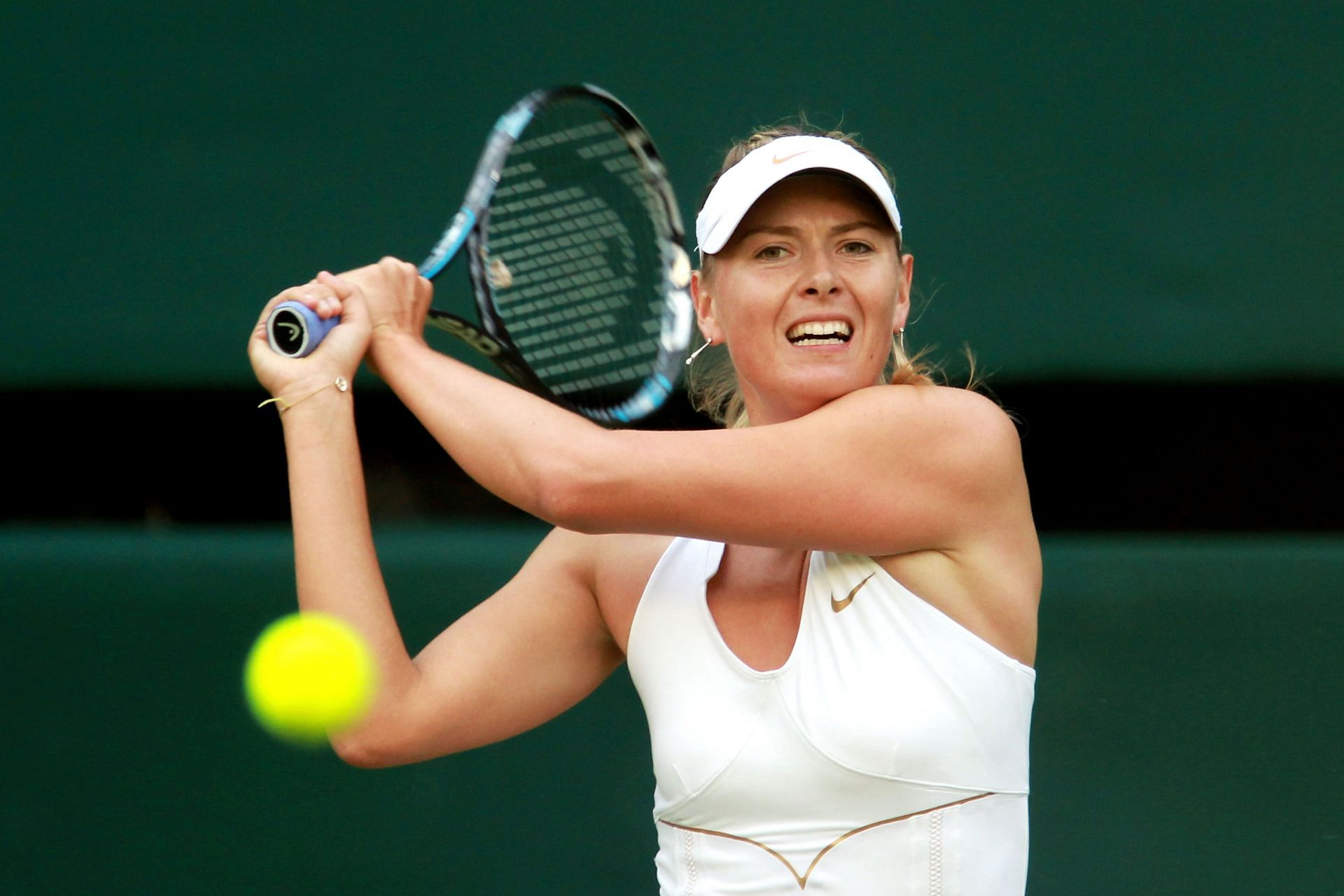 Maria Sharapova at Wimbledon (image source: GETTY)