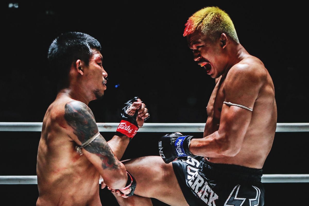 Rodtang (left) and Superlek (right) during their mega fight at ONE Friday Fights 34. [Photo via: ONE Championship]