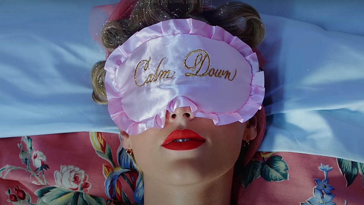 Taylor in &#039;You Need to Calm Down&#039; (Image via YouTube/ Taylor Swift)