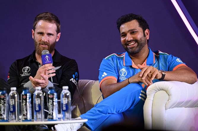 केन विलियमसन के बाद रोहित शर्मा ने भी कप्तानी में गाड़े झंडे, विश्व के बाकी कप्तान रह गए इस मामले में पीछे