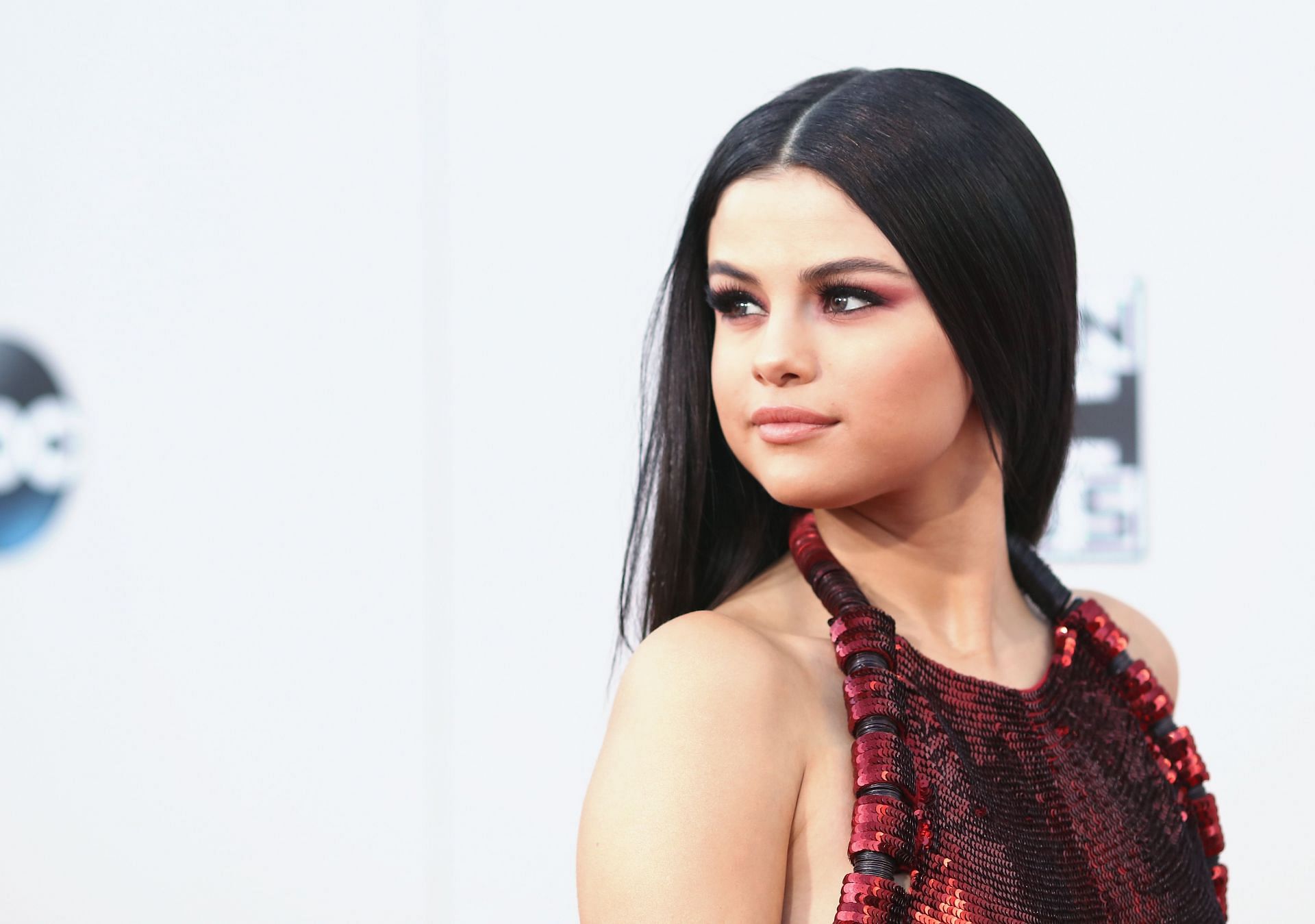 2015 American Music Awards - Arrivals