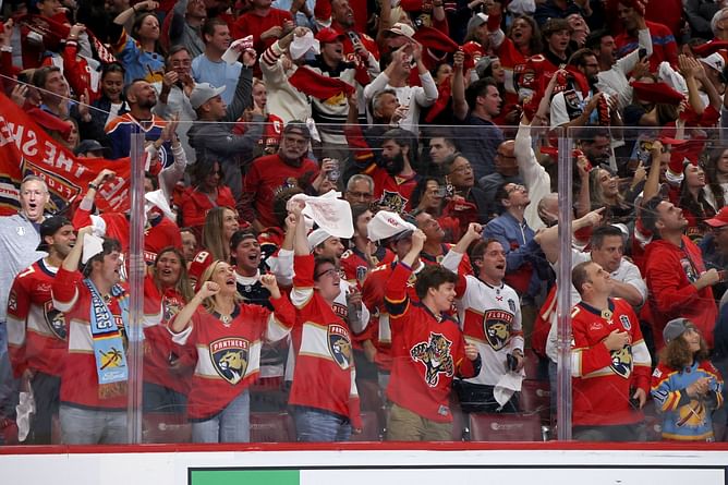 "This is why Edmonton deserves the cup": Dave Portnoy throws shade at Panthers home crowd over empty seats at Amerant Arena