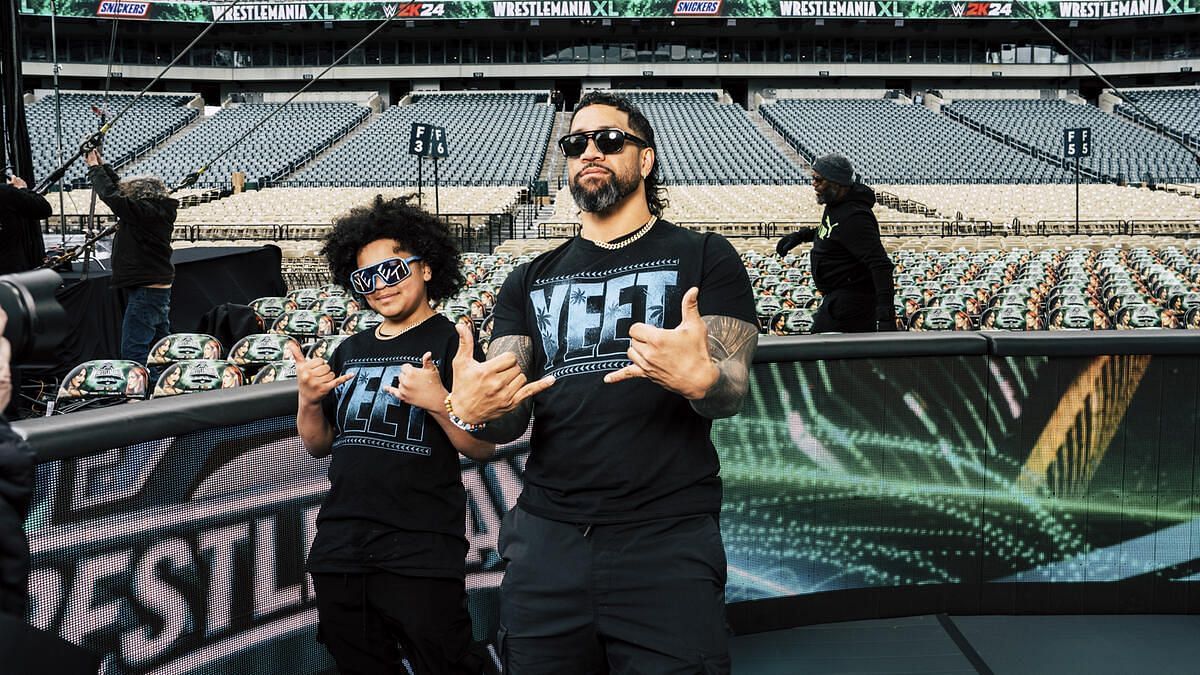 Jey Uso training his son Jeyce after making declaration on WWE RAW.