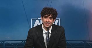 Tony Khan advised not to give up on a 35-year-old AEW star by a WWE legend: "There is money in this guy"