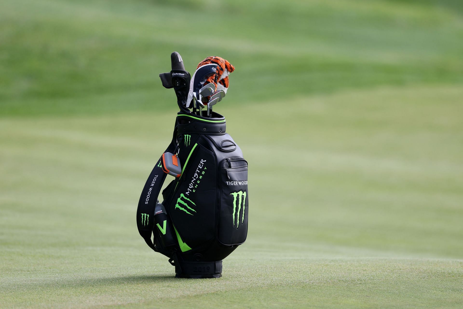 Tiger Woods&#039; golf bag (Image via Getty).