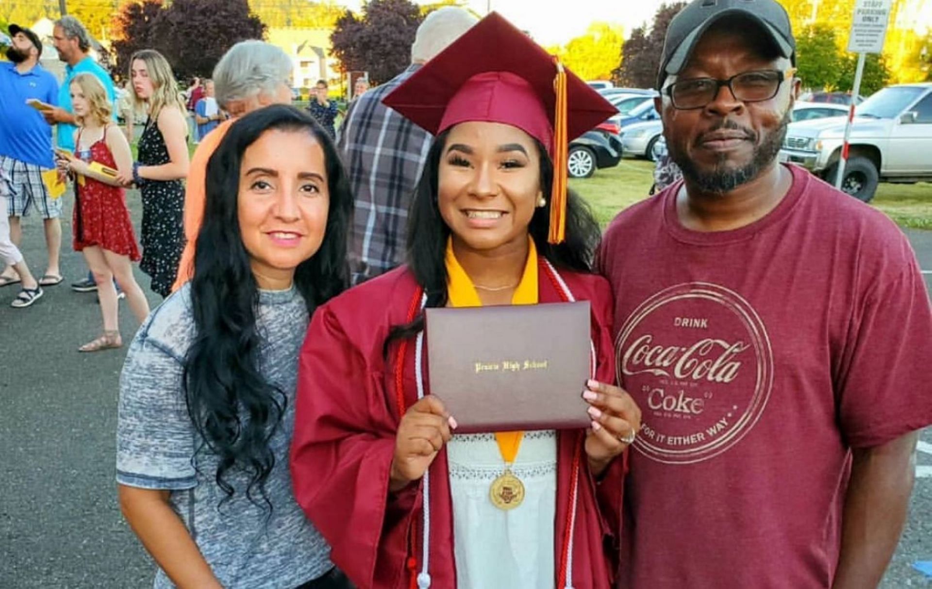 Jordan Chiles with her parents Gina Chiles and Timothy Chiles