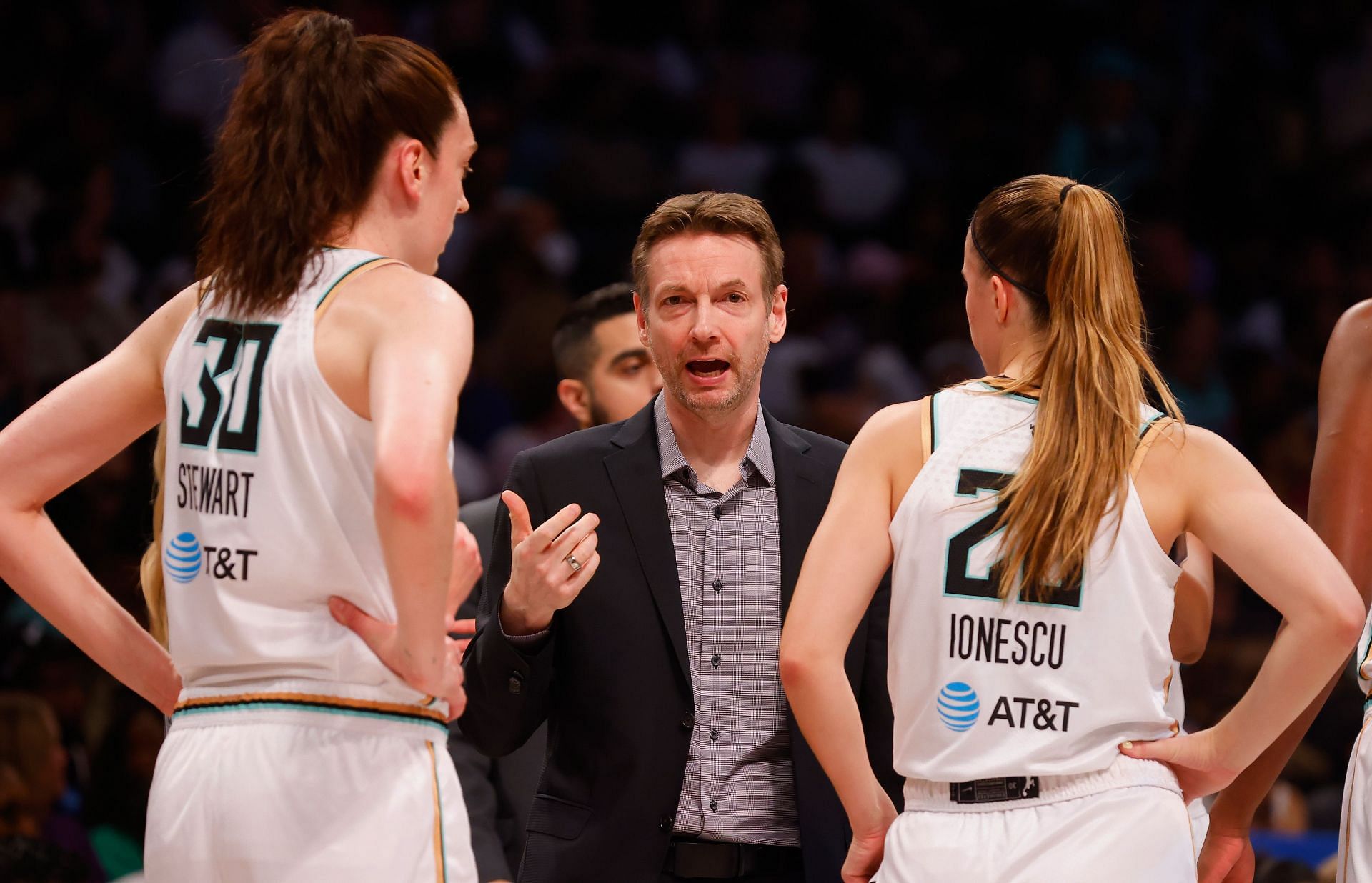 Los Angeles Sparks v New York Liberty