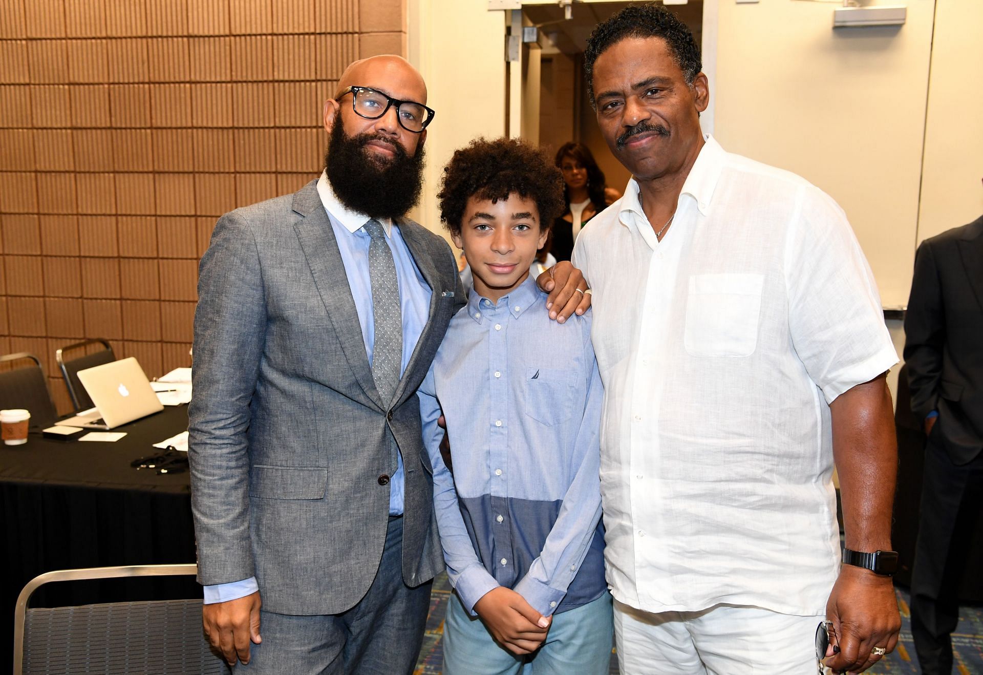 Julez (center) at the 2016 ESSENCE Festival (Photo by Paras Griffin/Getty Images for 2016 Essence Festival)