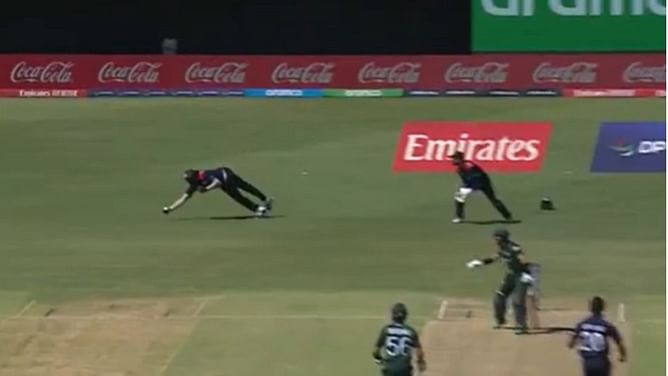 [Watch] Steven Taylor grabs a stunner at slip to dismiss Mohammad Rizwan in PAK vs USA T20 World Cup clash