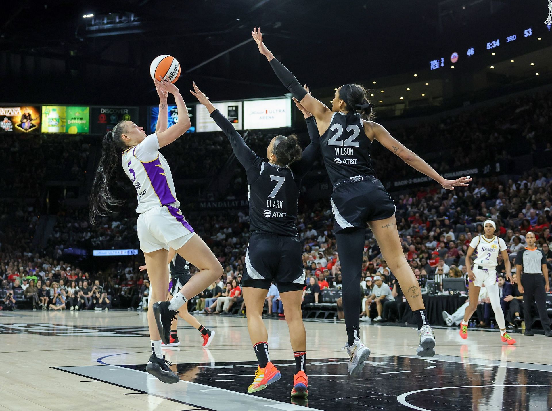 Los Angeles Sparks v Las Vegas Aces