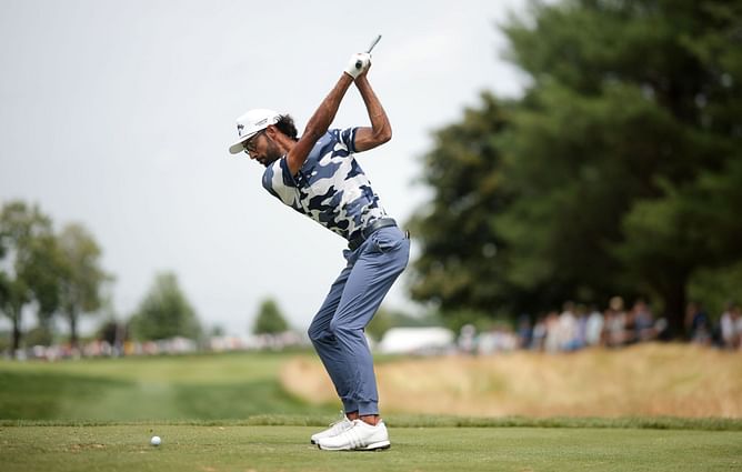 Who is leading the 2024 Rocket Mortgage Classic after Day 1? Leaderboard explored