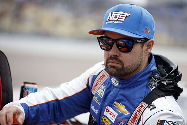 Ricky Stenhouse Jr. calls for full repave at Iowa after 5th place finish