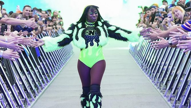 Naomi congratulates real-life Bloodline member following huge announcement