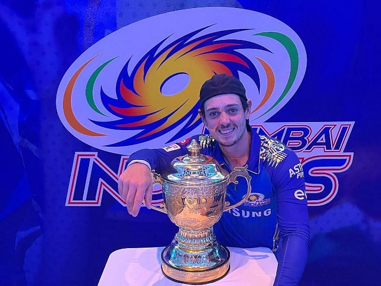 Quinton de Kock with the IPL 2020 trophy (Image Credits: Quinton de Kock&#039;s Instagram)