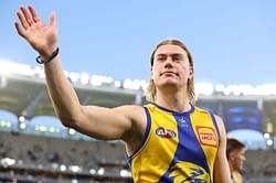 What changes have experts called for to the AFL Rising Star award eligibility following suspension-leading candidates Harley Reid and Sam Darcy