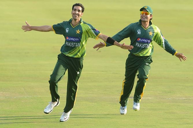 Pakistan's 3 best bowling performances vs India in T20 World Cups ft. Umar Gul