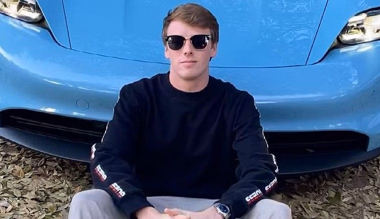 Daniel Mac