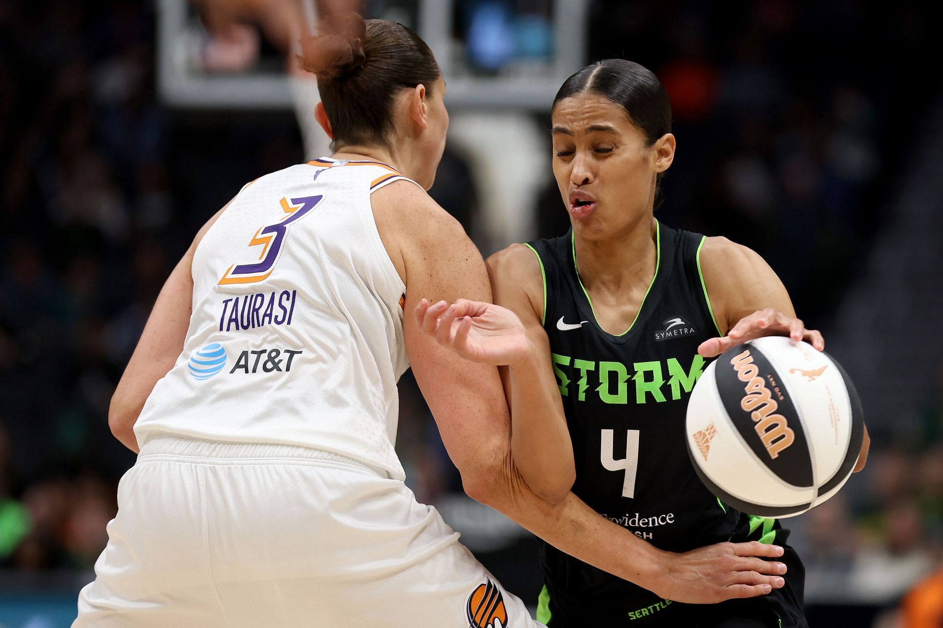 Los Angeles Sparks vs. Seattle Storm: Starting Lineups and Depth Charts ...