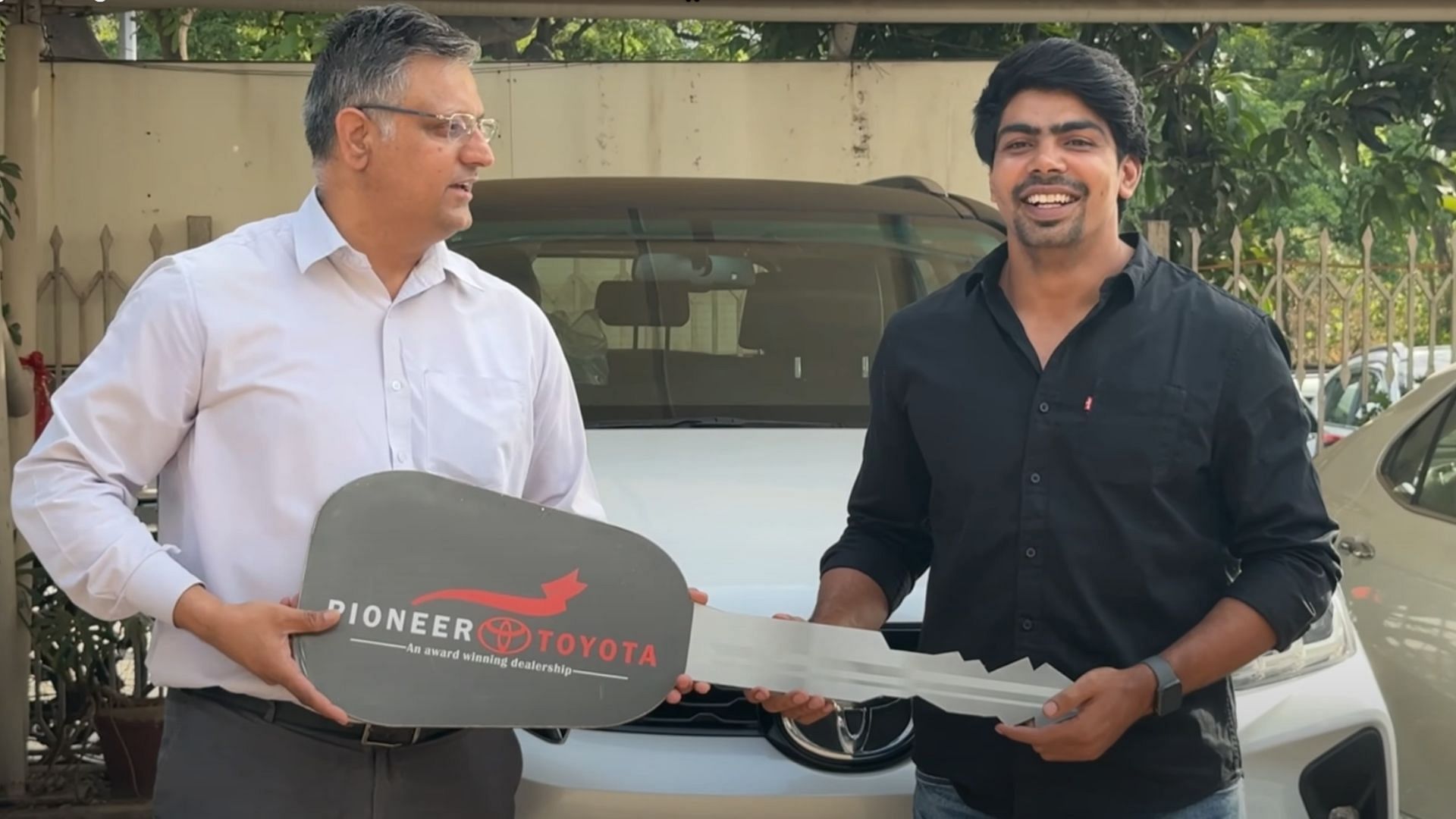 Highest-paid PKL player Pawan Sehrawat gifts himself a new car (Image via Pawan Sehrawat/ YouTube)