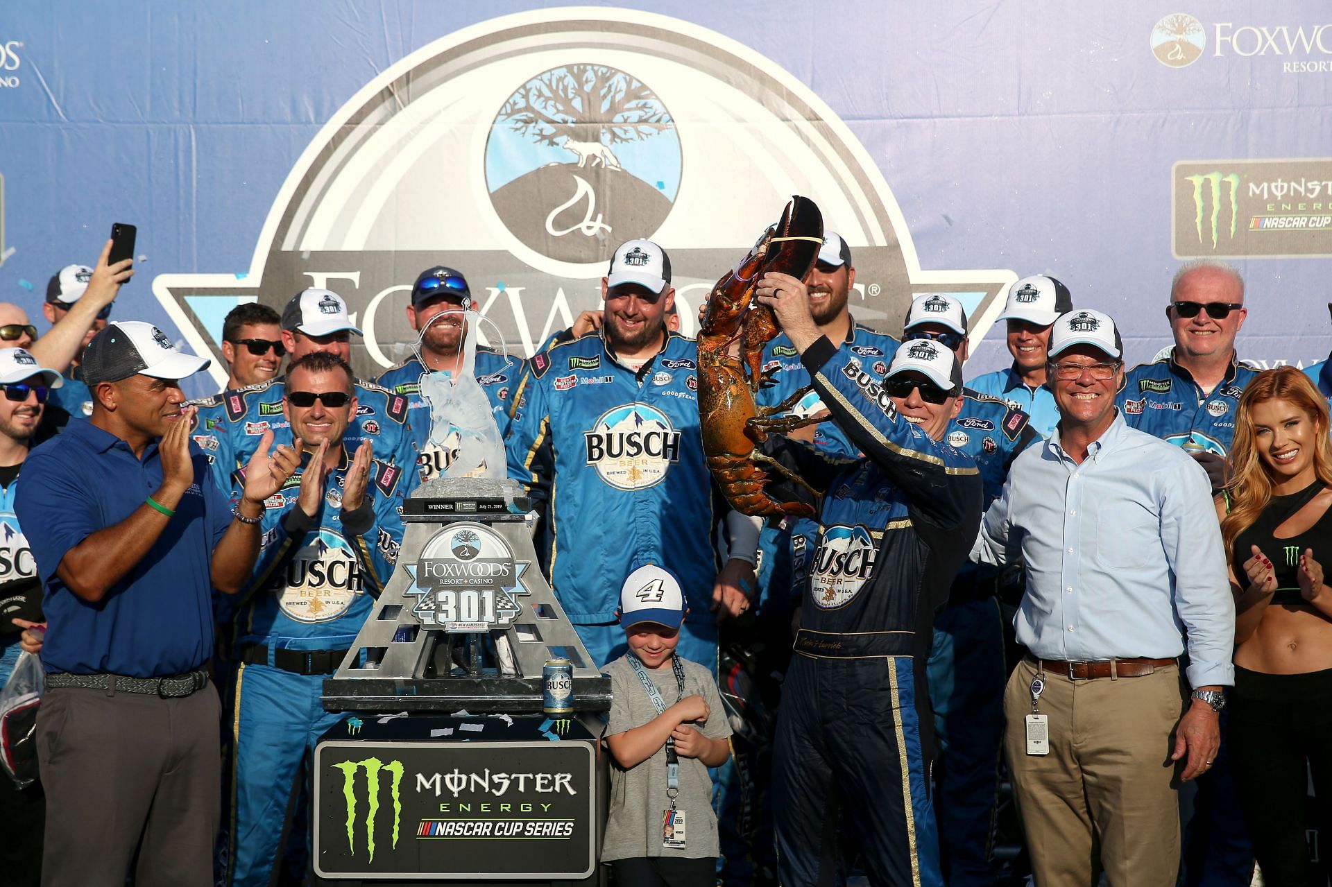 Kevin Harvick celebrates in Victory Lane after winning the Monster Energy NASCAR Cup Series Foxwoods Resort Casino 301. Courtesy: Getty