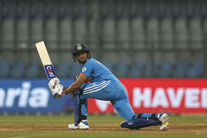IN-W vs SA-W Dream11 Prediction: भारत-दक्षिण अफ्रीका के मैच की Fantasy Team बनाने से पहले, जरूर पढ़ें खास टिप्स