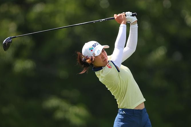 WATCH: Thai golfer with just 595 X followers shocks fans with a hole-in-one at the 2024 KPMG Women’s PGA tour