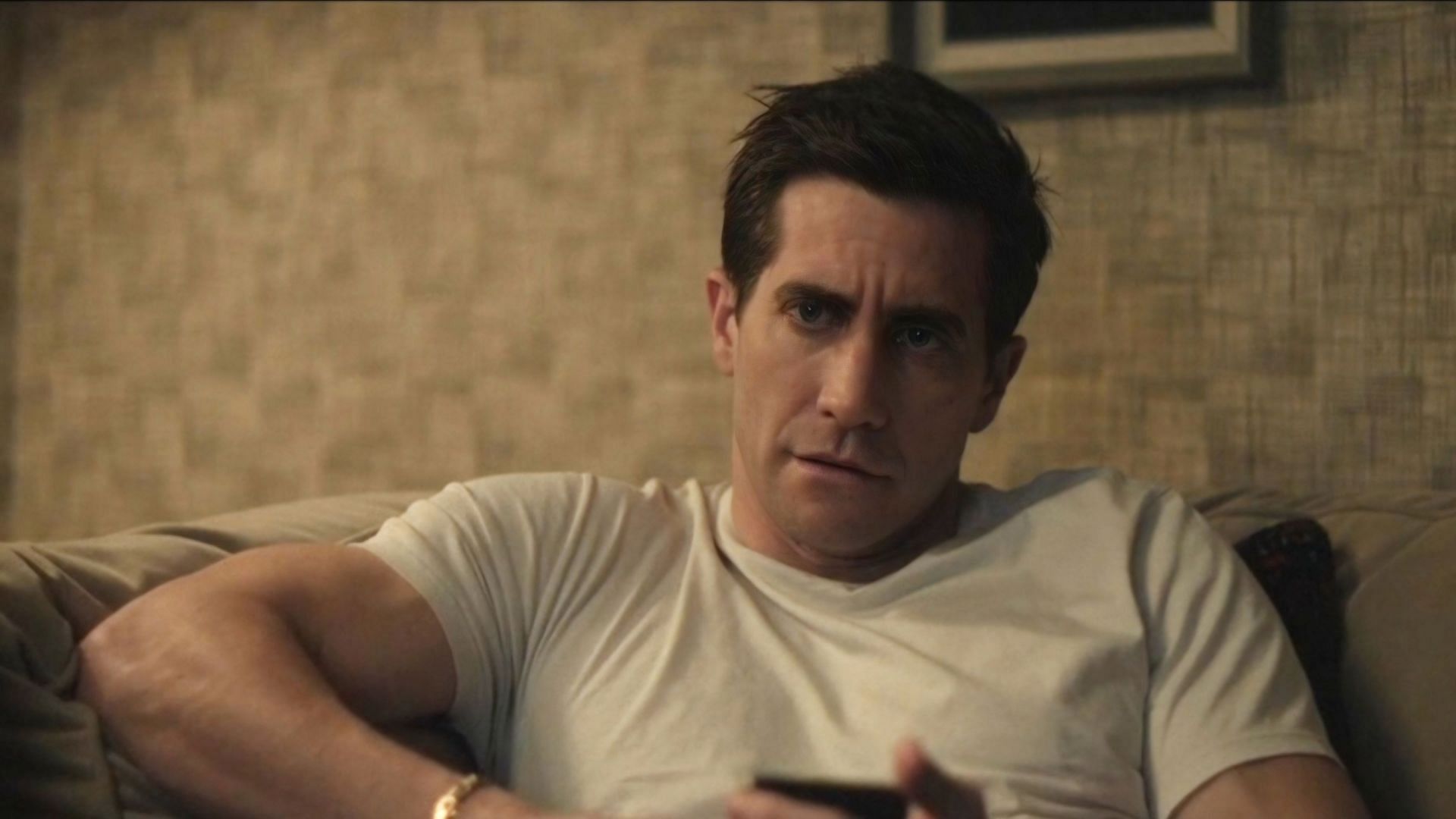 Jake Gyllenhaal in the final scene from Presumed Innocent episode 2 (43:49, via Apple TV+)