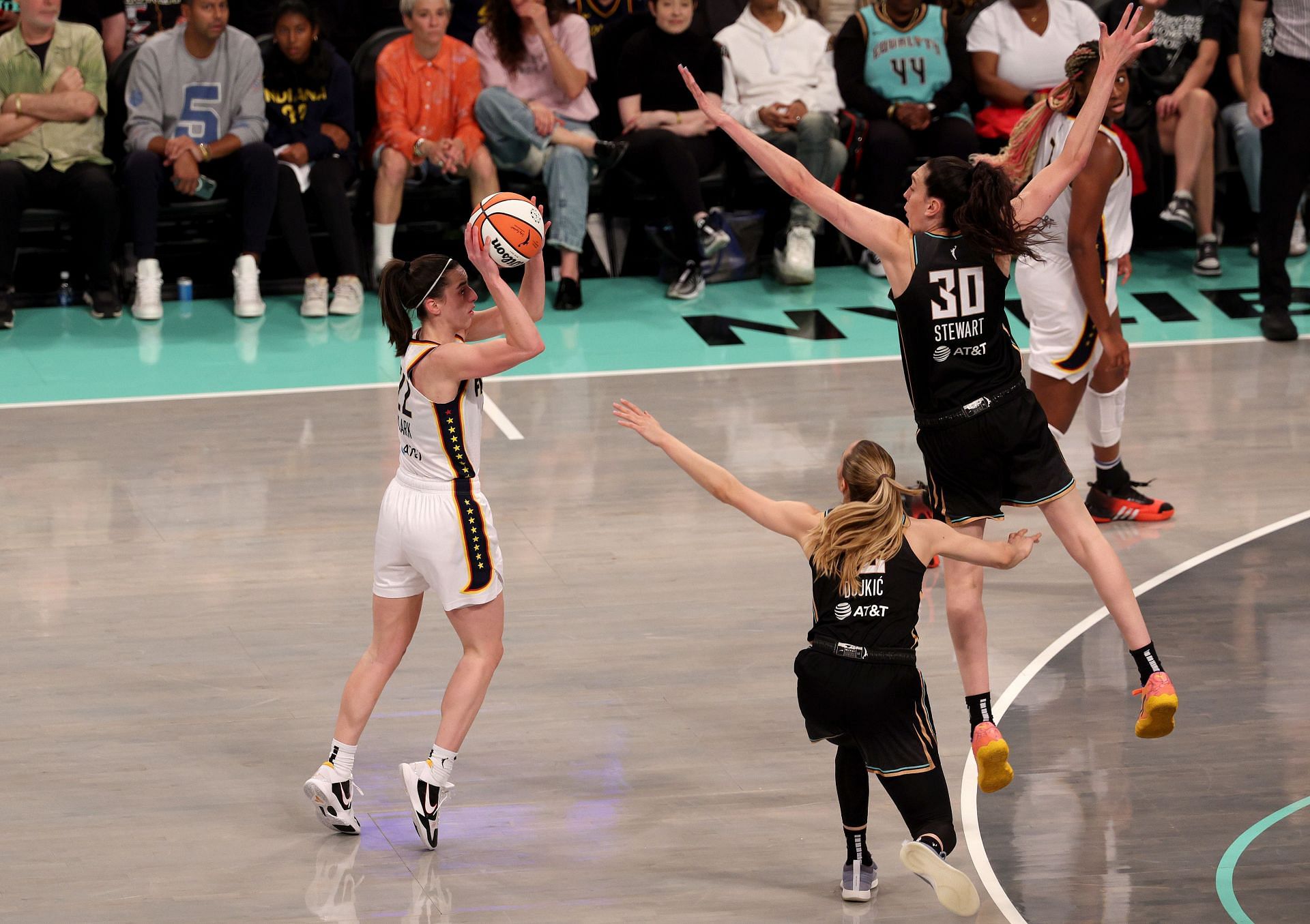 Indiana Fever v New York Liberty