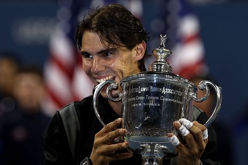 Rafael Nadal pictured with US Open 2010 trophy