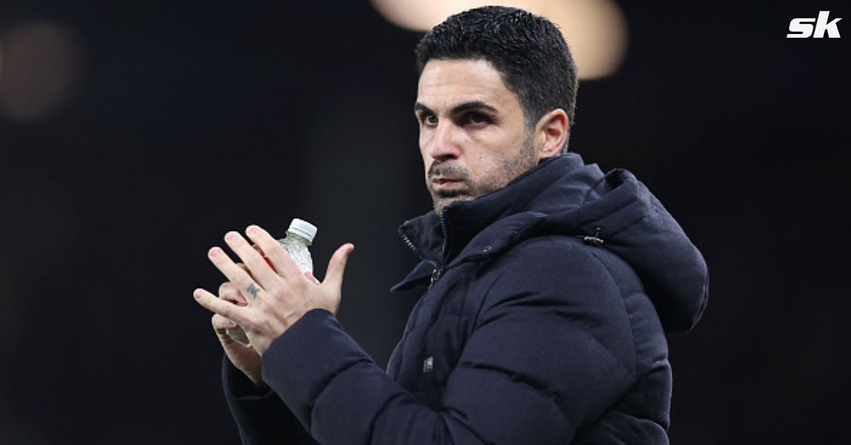 Arsenal manager Mikel Arteta looks on.