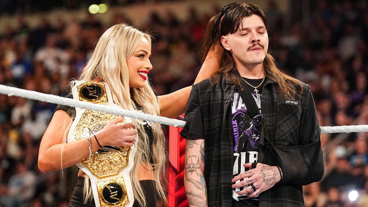 Liv Morgan and Dominik Mysterio shared an awkward moment on RAW