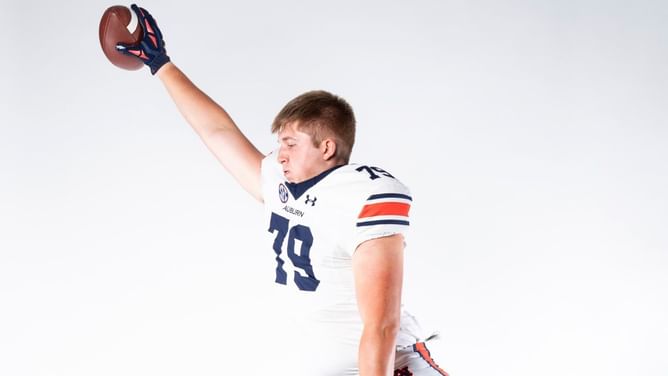 4-star OT Broderick Shull announces commitment to Hugh Freeze's Auburn: "I had the feeling"