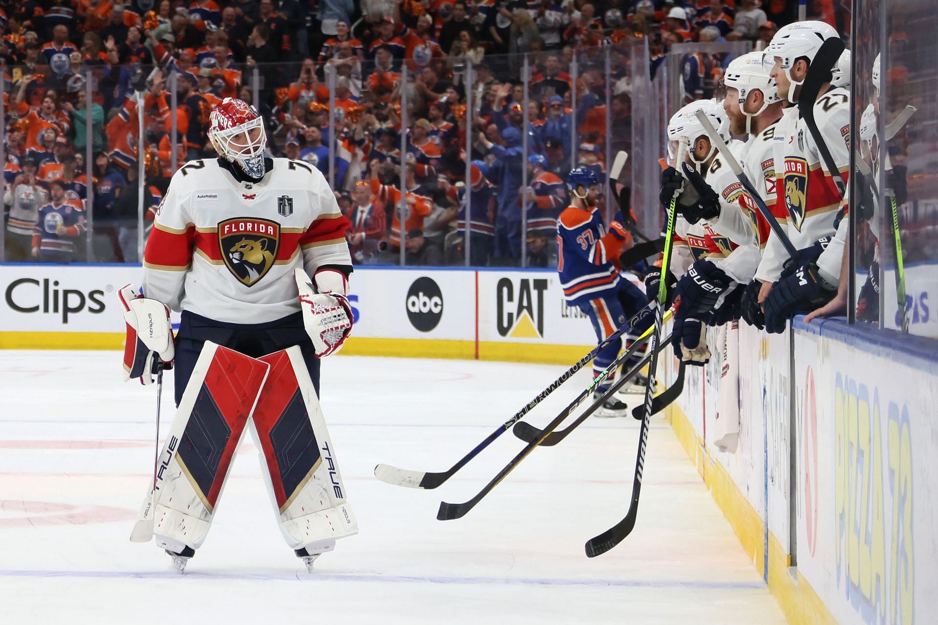 The Panthers will try to close out the Stanley Cup Final in Game 5