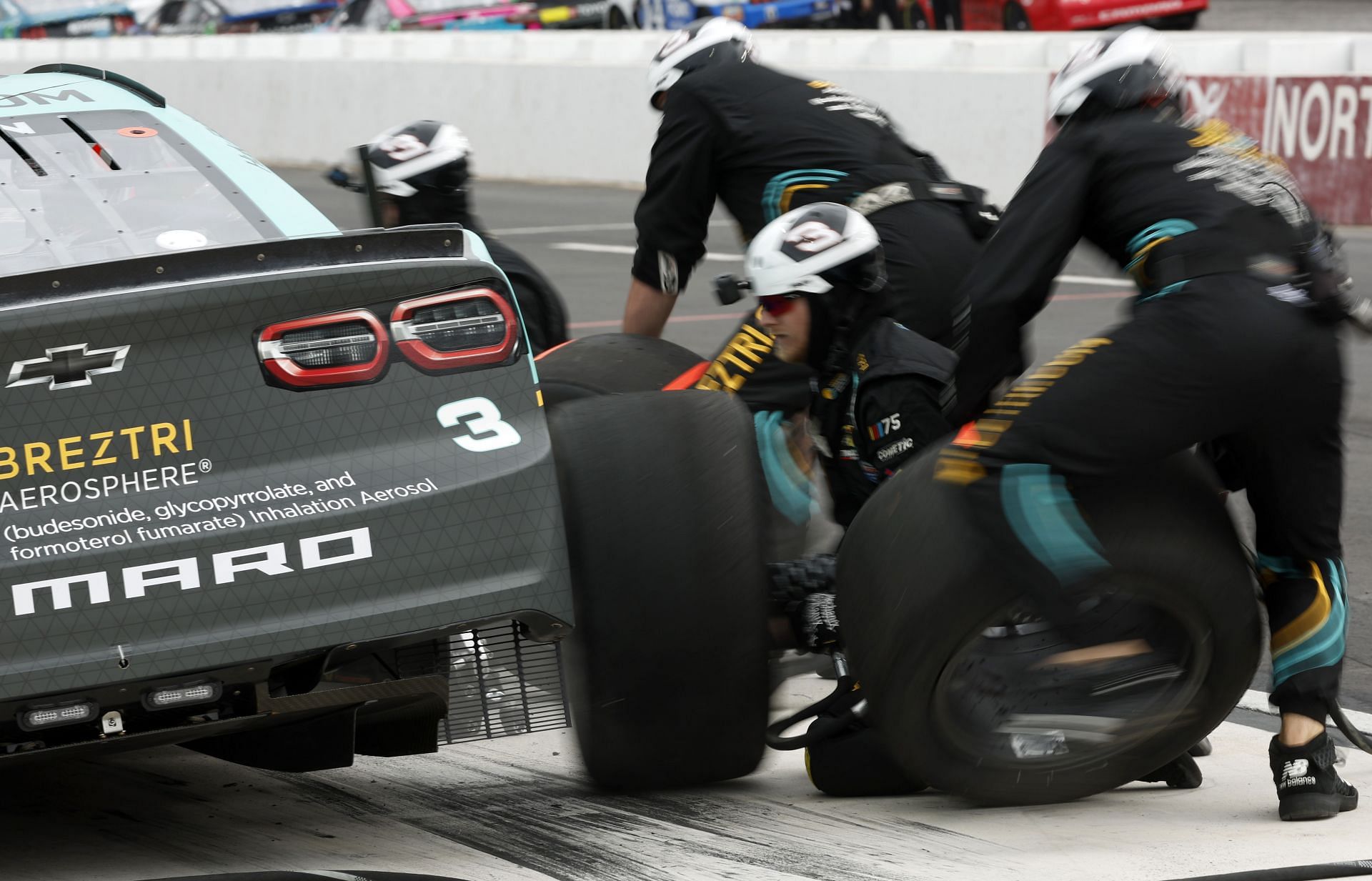 NASCAR Cup Series All-Star Race Qualifying Pit Crew Challenge