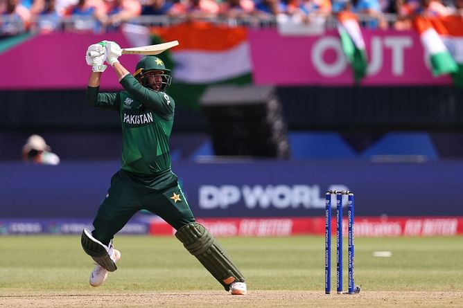 "I will regret this" - Imad Wasim says he let Pakistan down with scratchy knock in 2024 T20 World Cup clash vs India