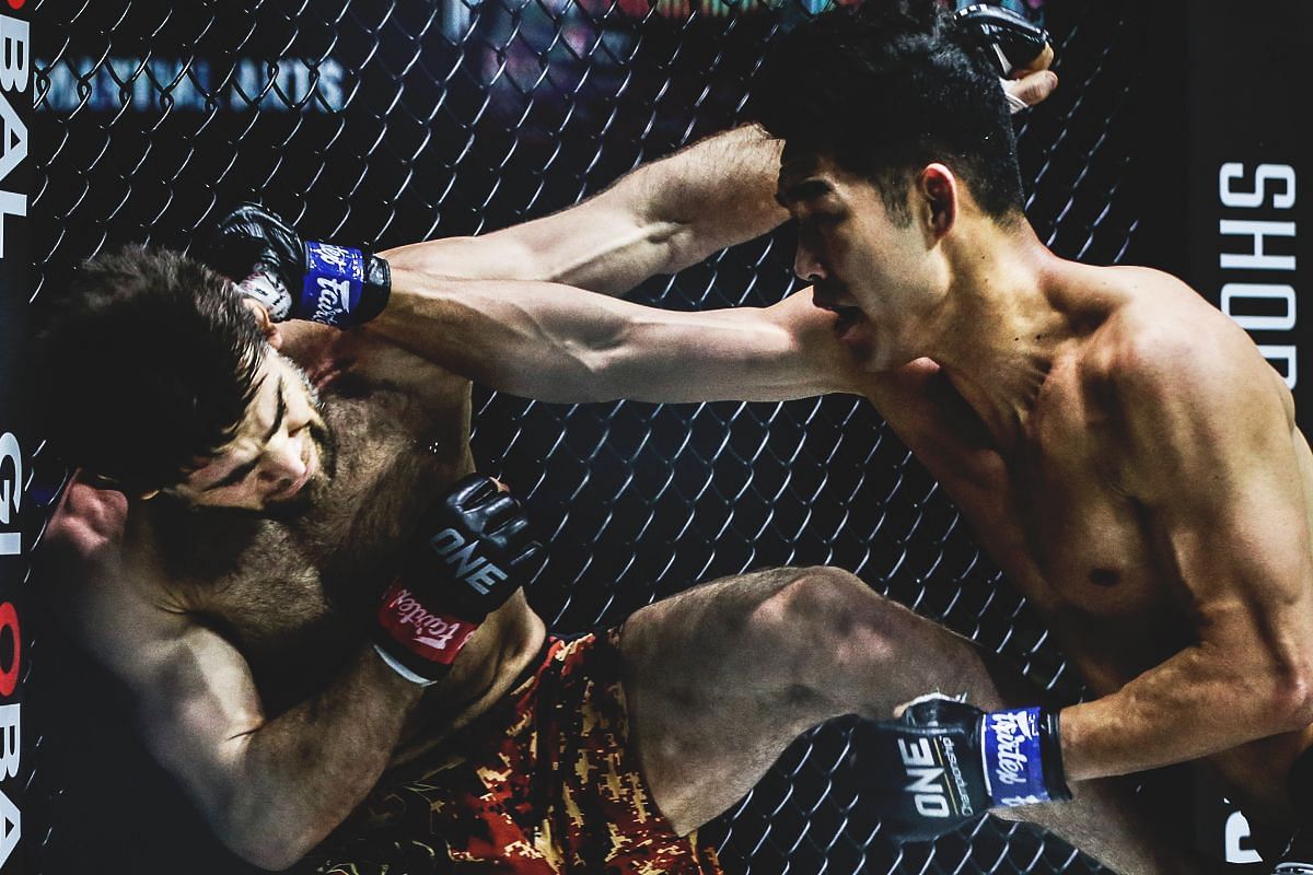 Ok Rae Yoon fighting Marat Gafurov | Image credit: ONE Championship