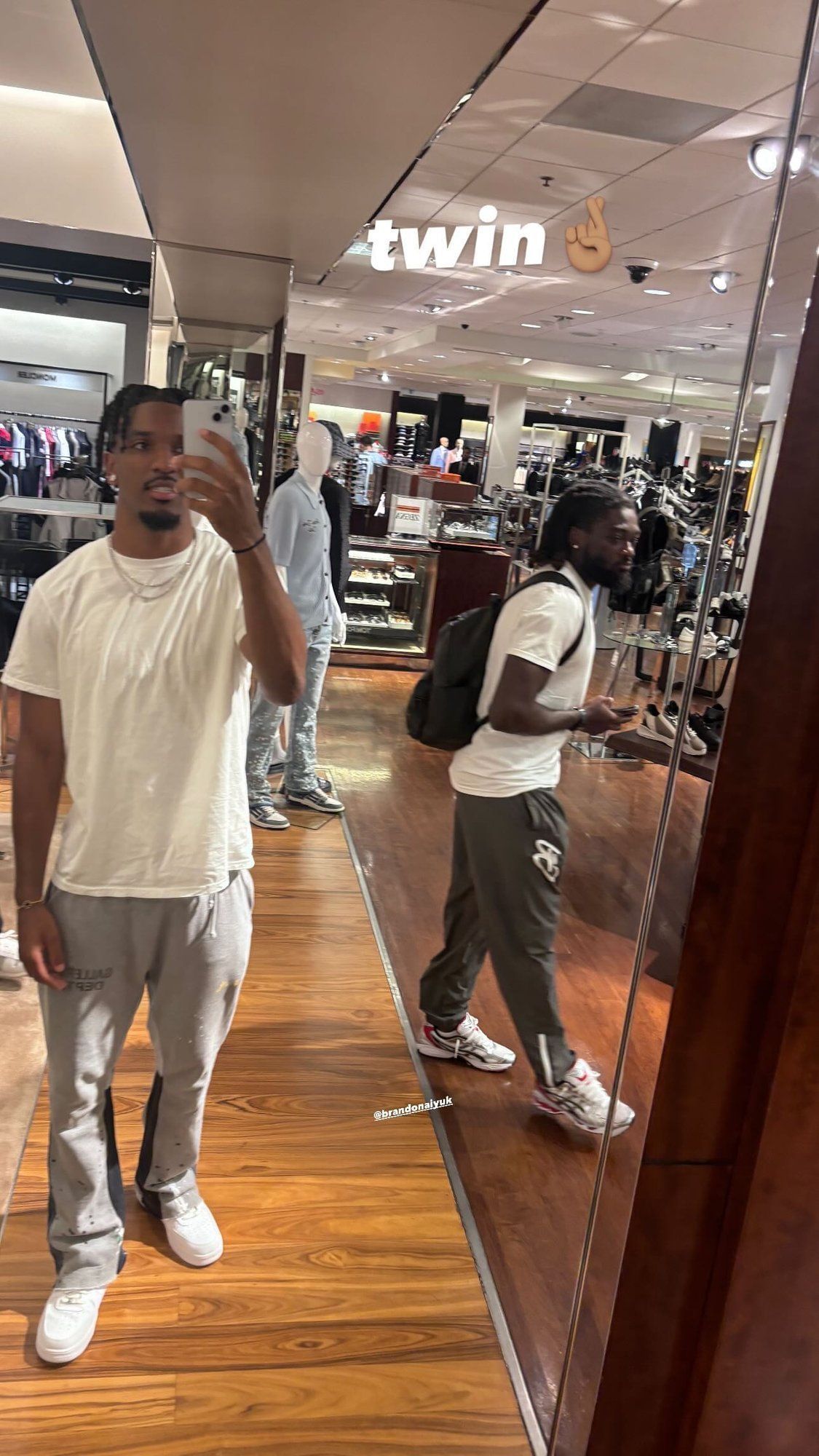 Brandon Aiyuk shops with Jayden Daniels