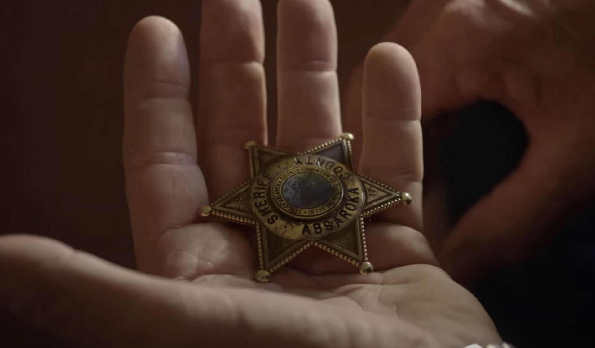 Longmire (Image via Youtube / Netflix)