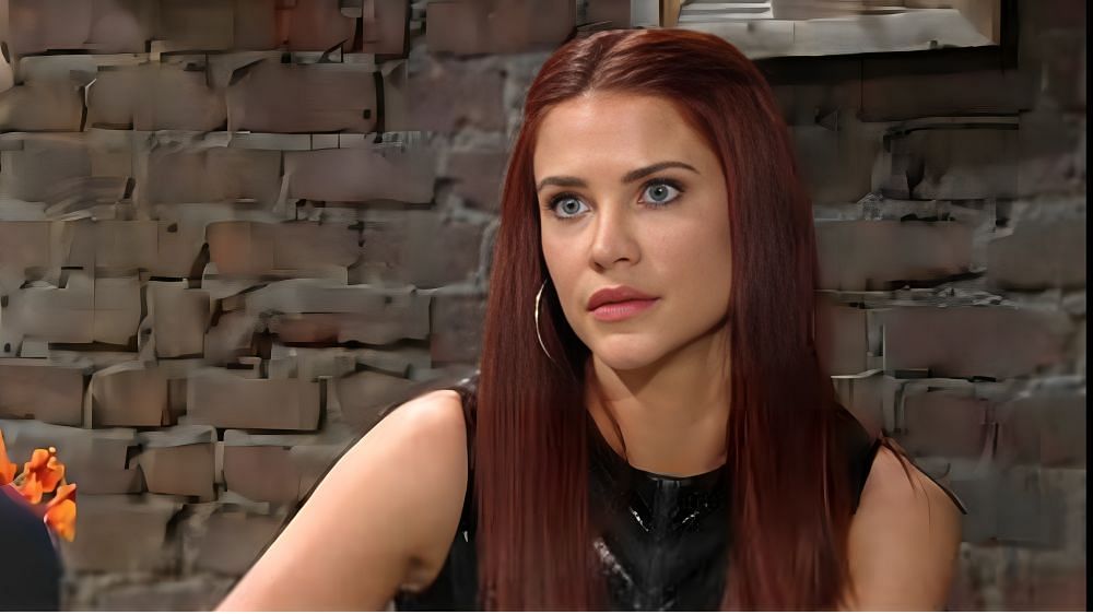 Courtney Hope as Sally Spectra on The Young and the Restless (Image via CBS)