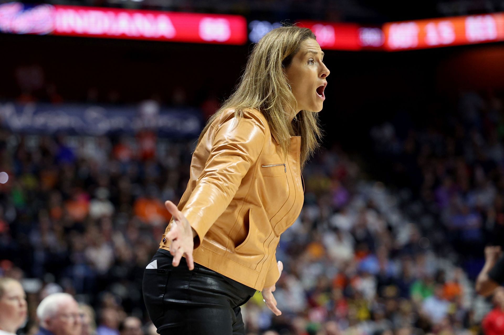 Connecticut Sun coach Stephanie White