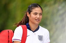 In Pictures: Emma Raducanu gets into the Euro 2024 spirit at Wimbledon, sports England jersey in practice ahead of RO16 clash against Slovakia
