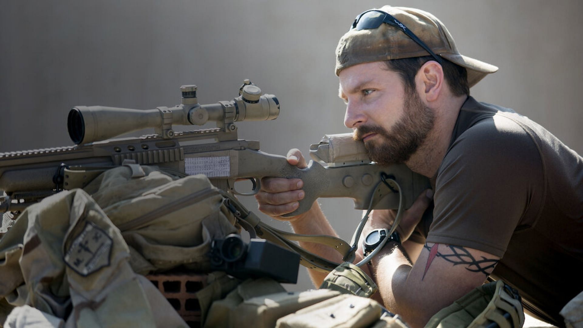 Bradley Cooper in American Sniper (Image via Netflix)