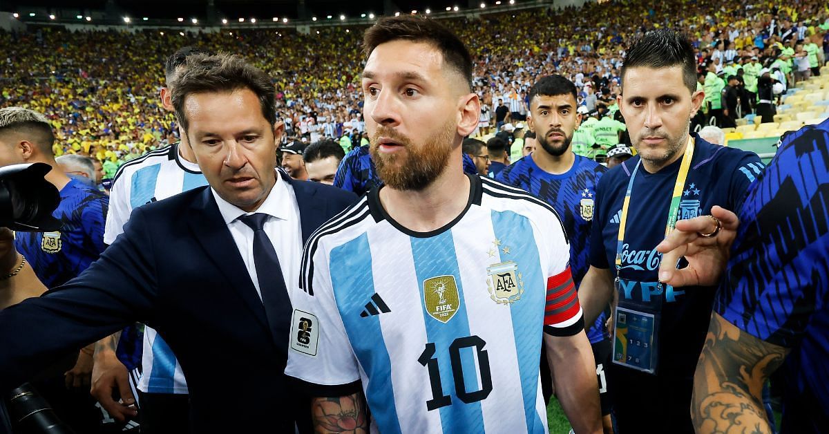 Lionel Messi in an Argentina shirt