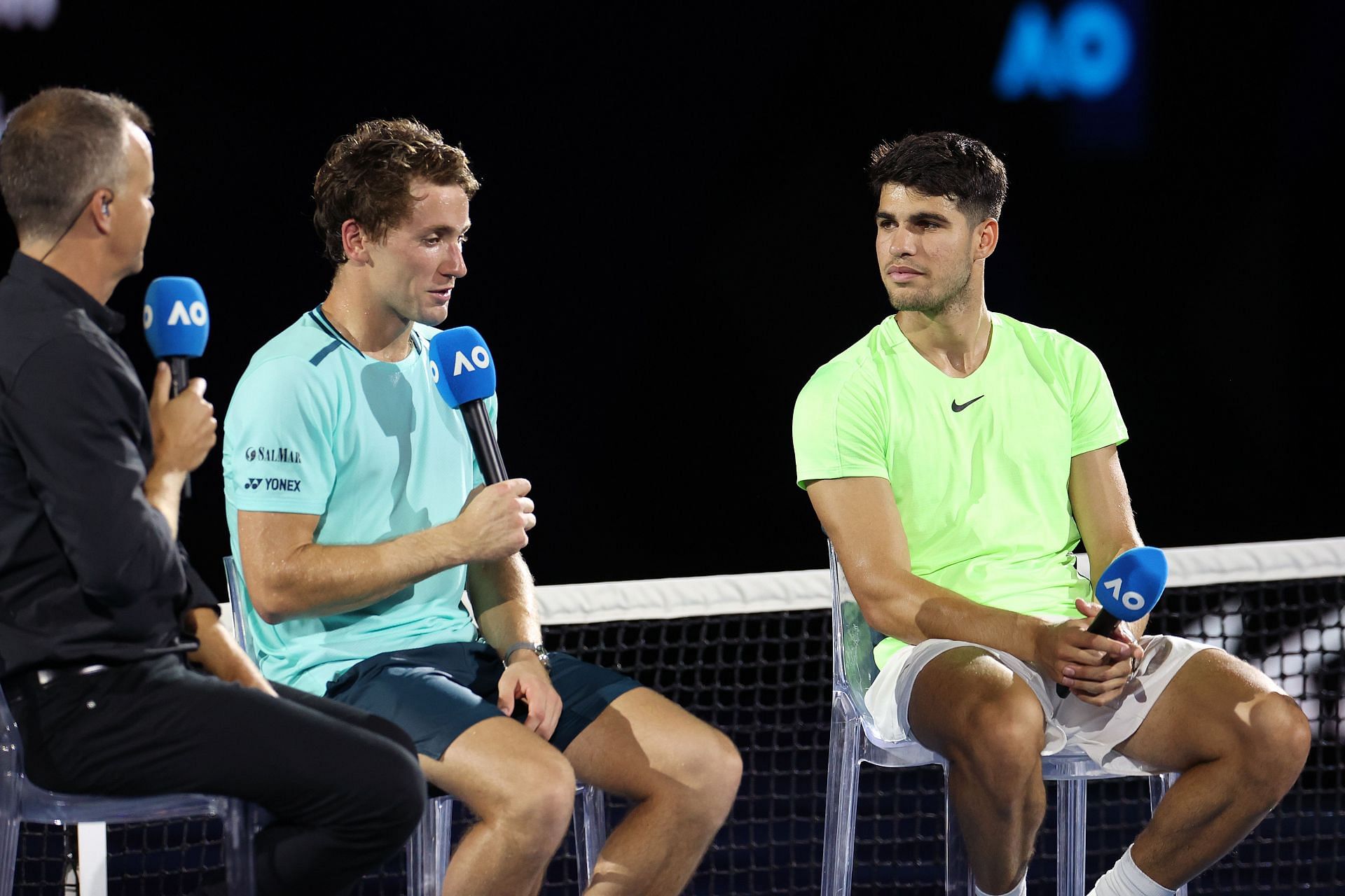 Casper Ruud and Carlos Alcaraz at the 2024 Australian Open. (Photo: Getty)